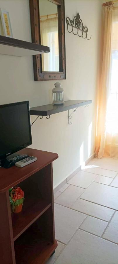 Lourantos Bayside Apartments Vathy  Zewnętrze zdjęcie