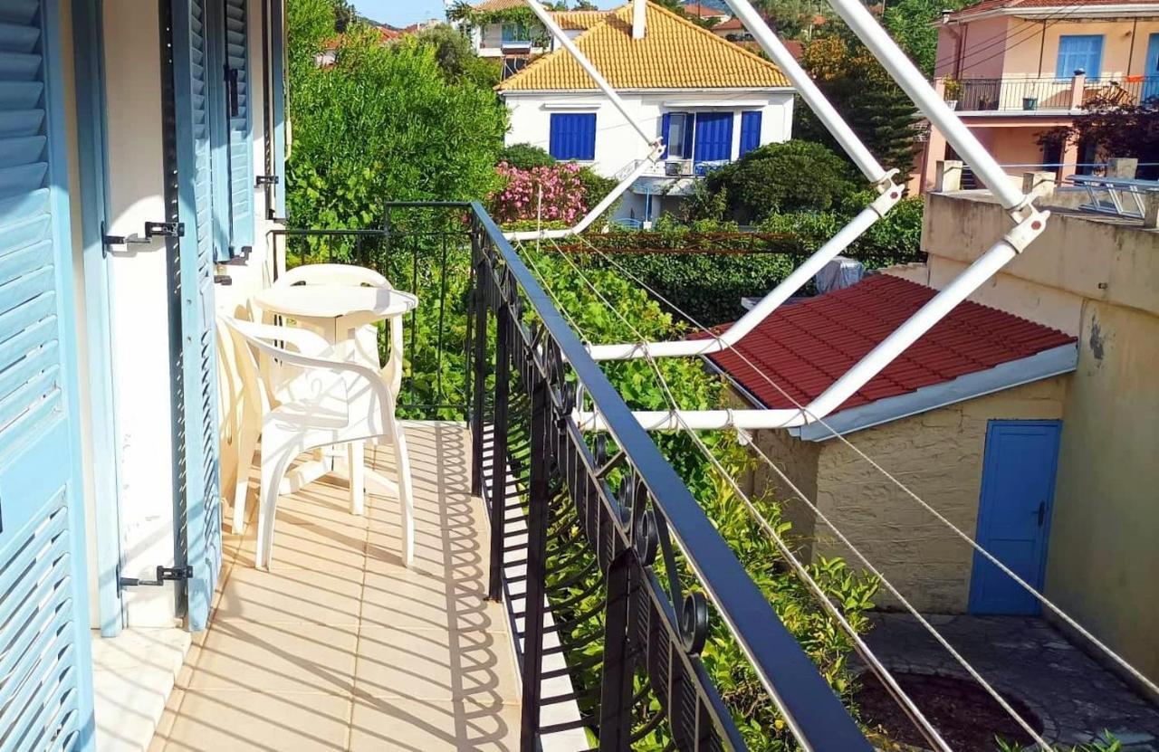 Lourantos Bayside Apartments Vathy  Zewnętrze zdjęcie